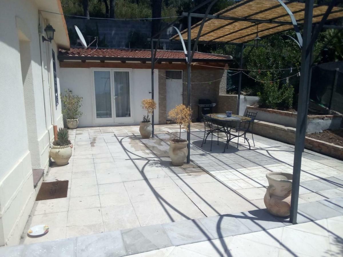 Incantevole Villa Con Vista Mozzafiato เชฟาลู ภายนอก รูปภาพ