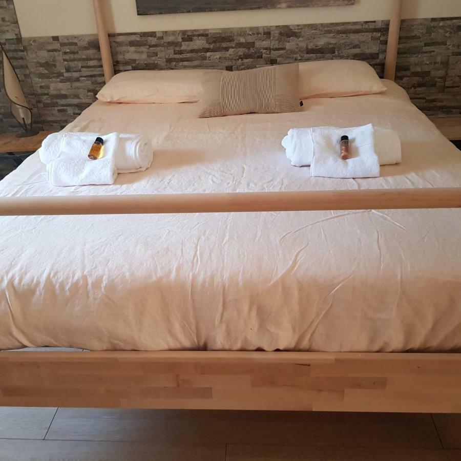 Incantevole Villa Con Vista Mozzafiato เชฟาลู ภายนอก รูปภาพ